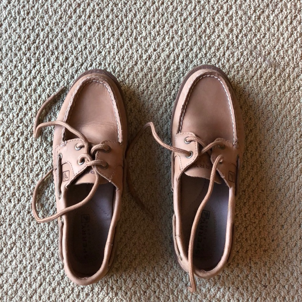 Women’s speedy boat shoes